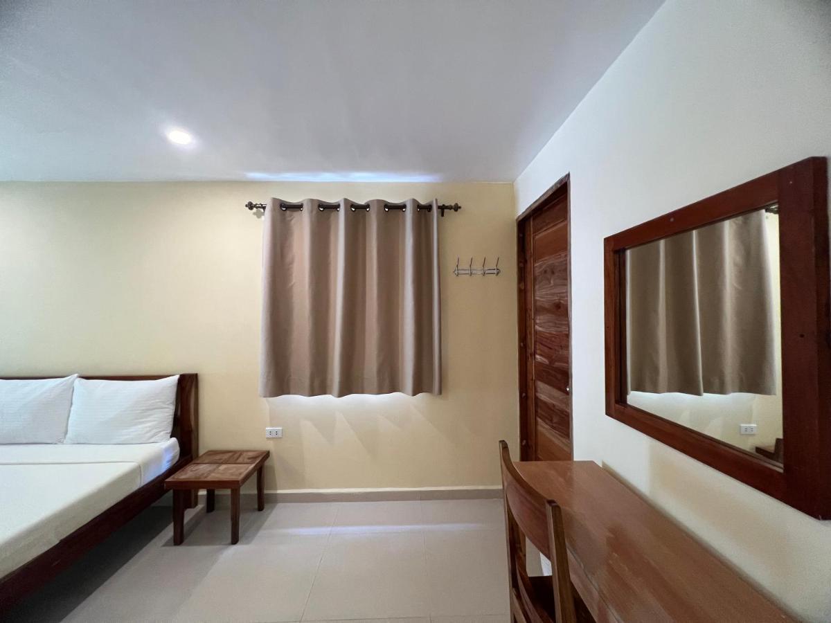 Boracay Amor Apartment Balabag  Buitenkant foto